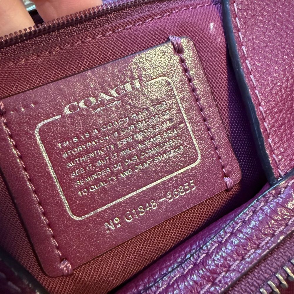 Coach Turnlock Edie Leather shoulder bag polished pebble Burgundy/gunmetal - Picture 5 of 5
